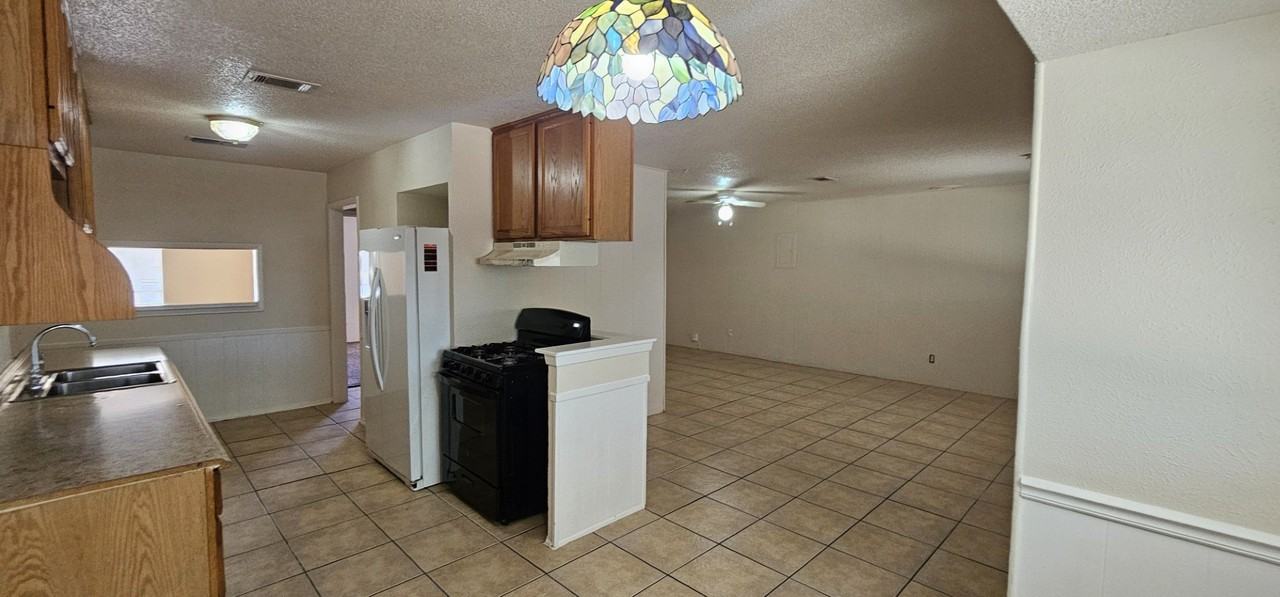 7205 Merry Ln - Photo 5 of 21