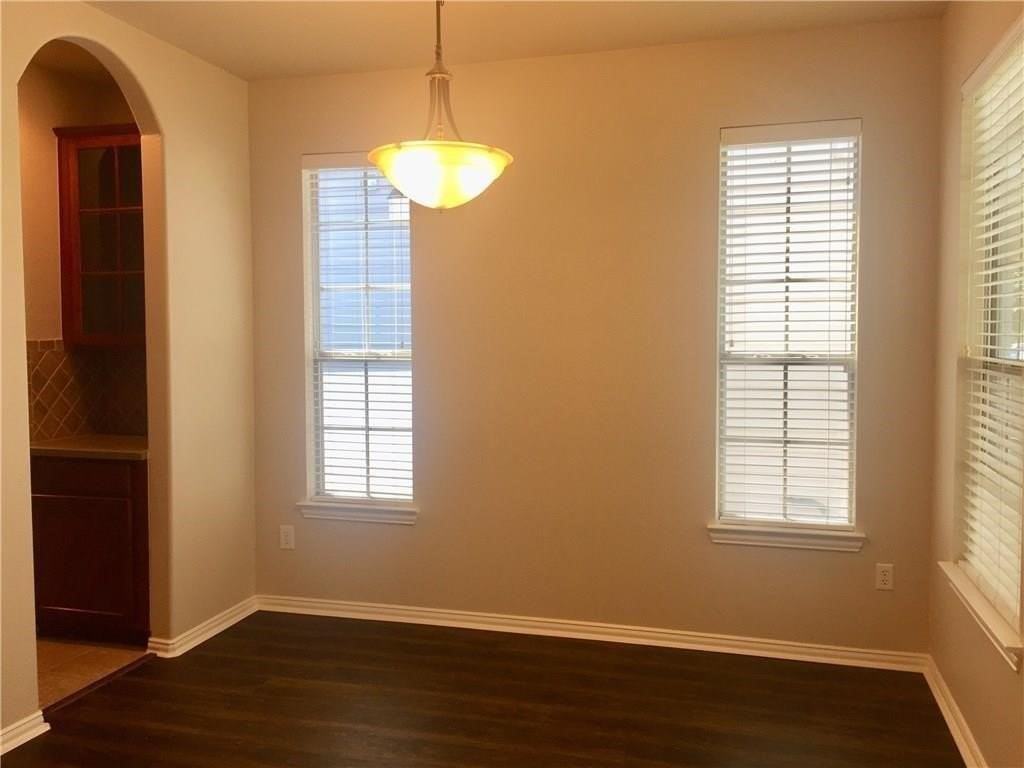 1016 Grey Fox Dr - Photo 4 of 28