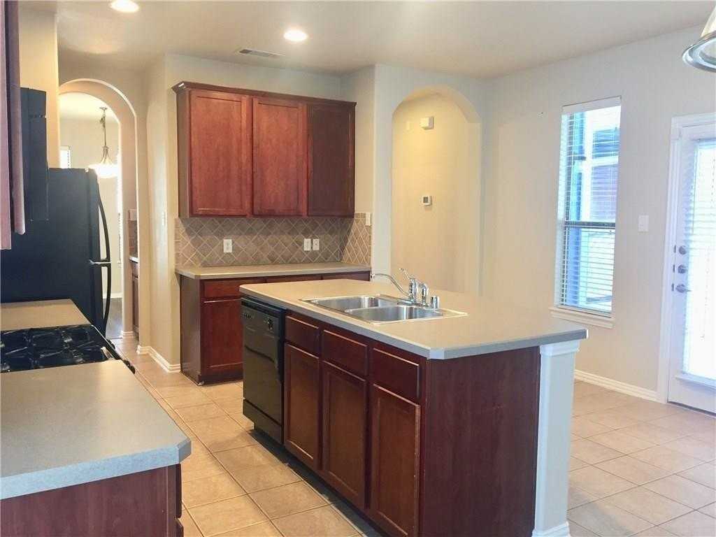 1016 Grey Fox Dr - Photo 6 of 28