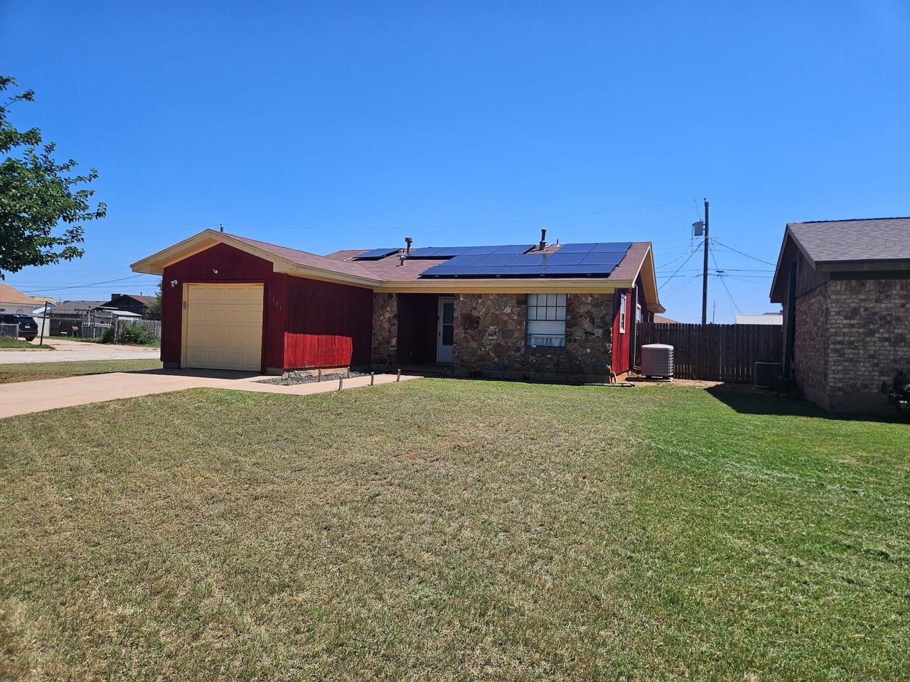 5301 Fairmont St - Photo 2 of 4