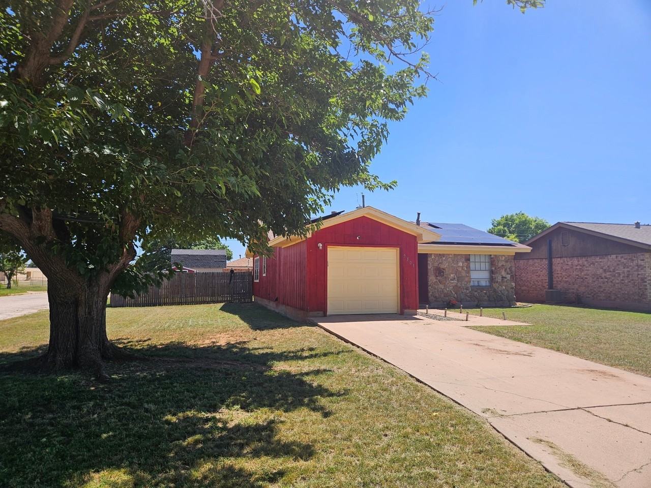 5301 Fairmont St - Photo 3 of 4