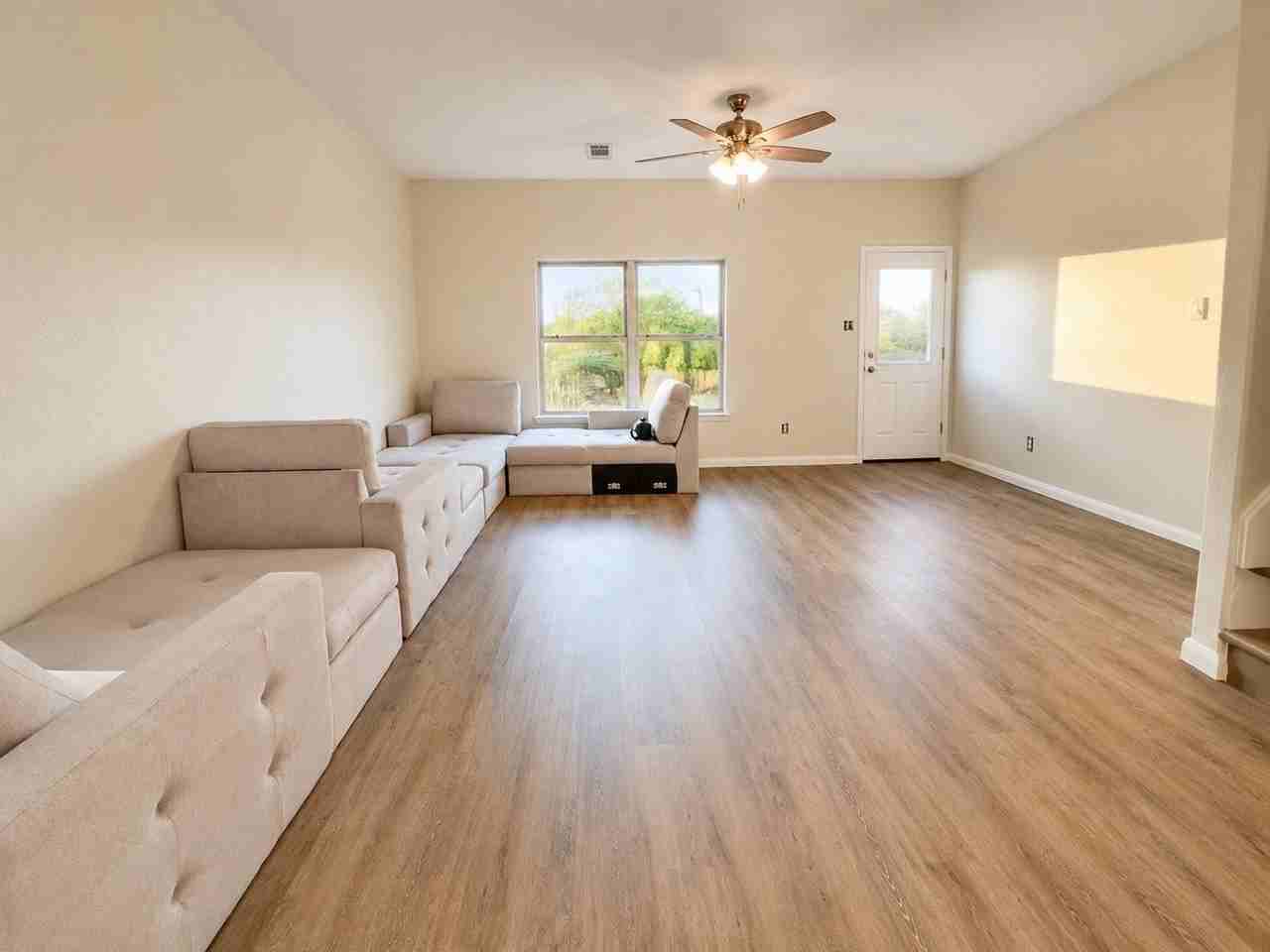 5945 Obsidian Creek Dr - Photo 6 of 11