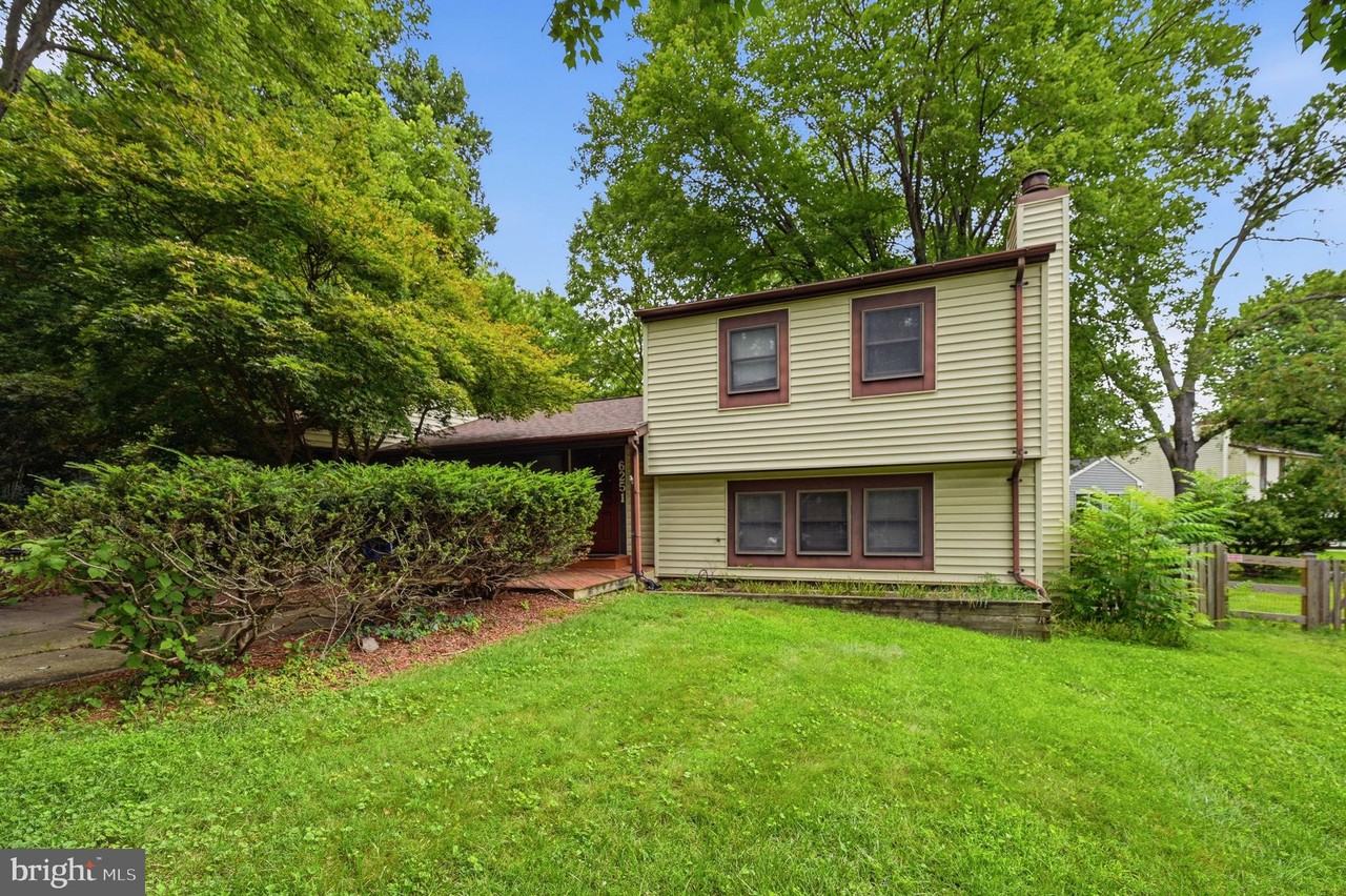 6251 Parallel Ln - Photo 2 of 24
