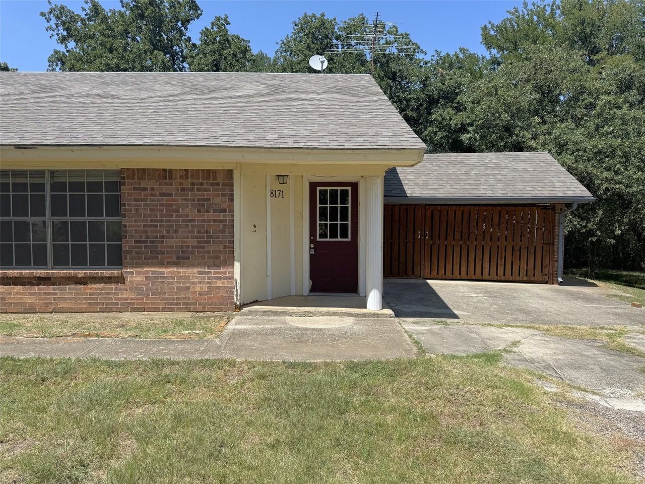 8171 E Mckinney St - Photo 4 of 21