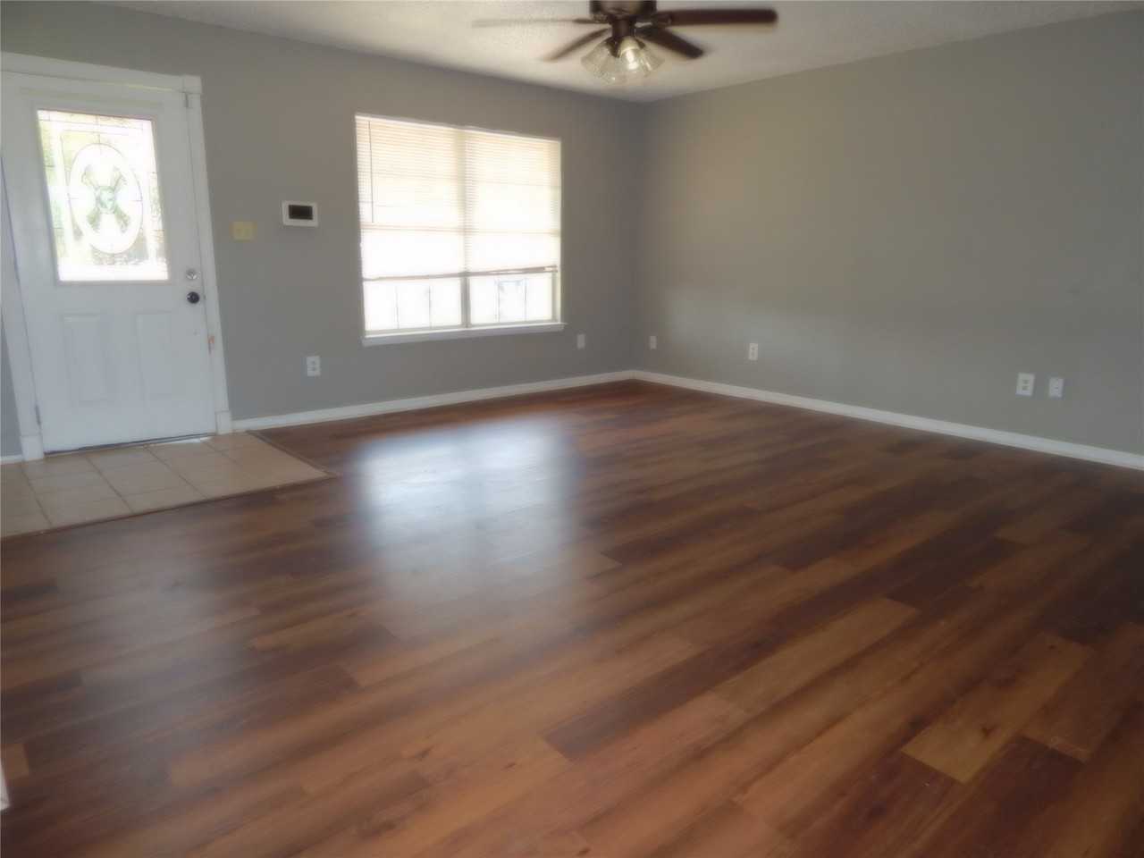 1018 N Powell Pkwy - Photo 6 of 15