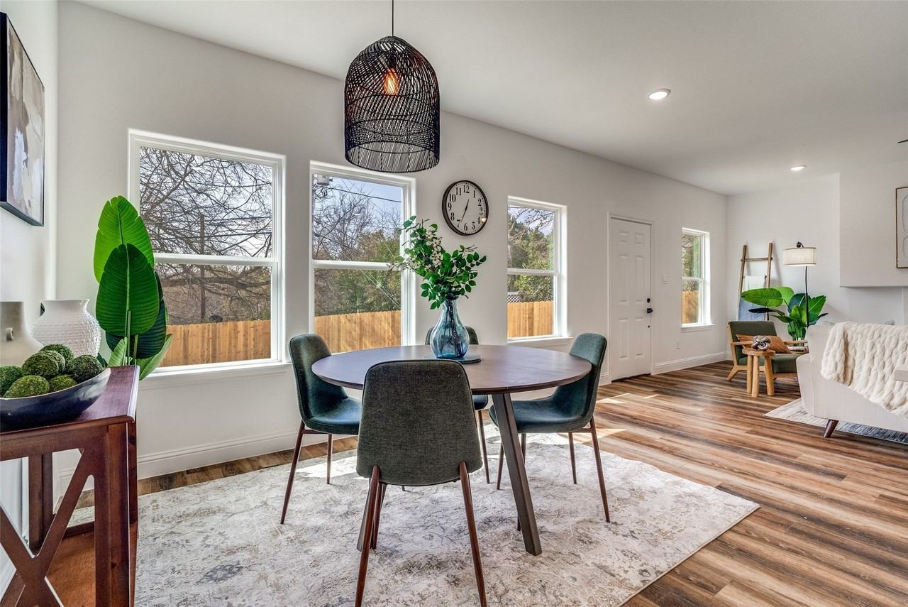 2621 Hillside Dr - Photo 4 of 25