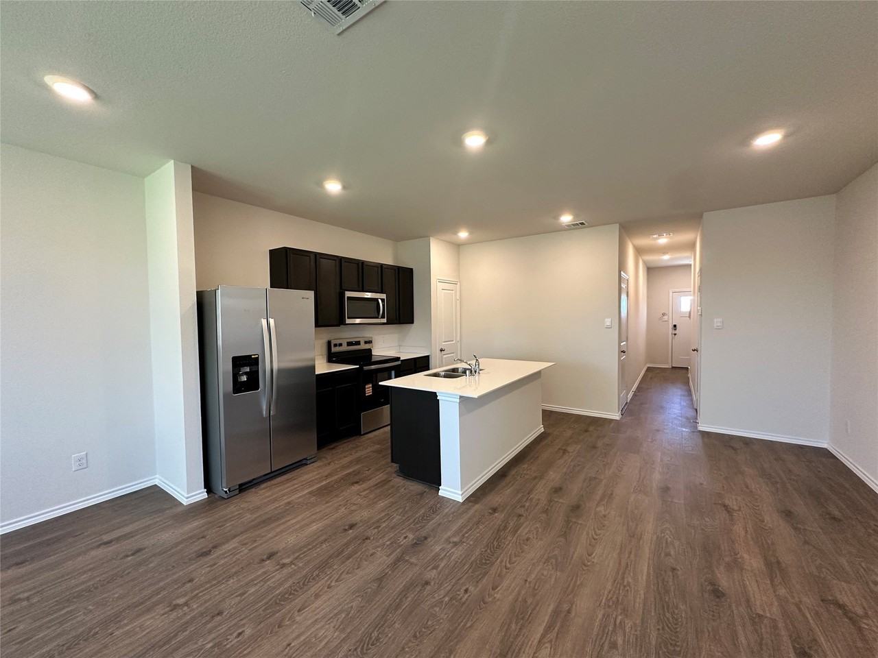 634 White Ash Dr - Photo 4 of 21