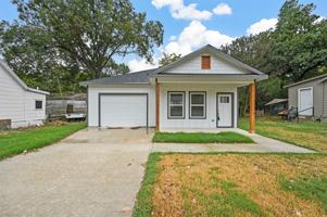 featured image of 918 W Ford St