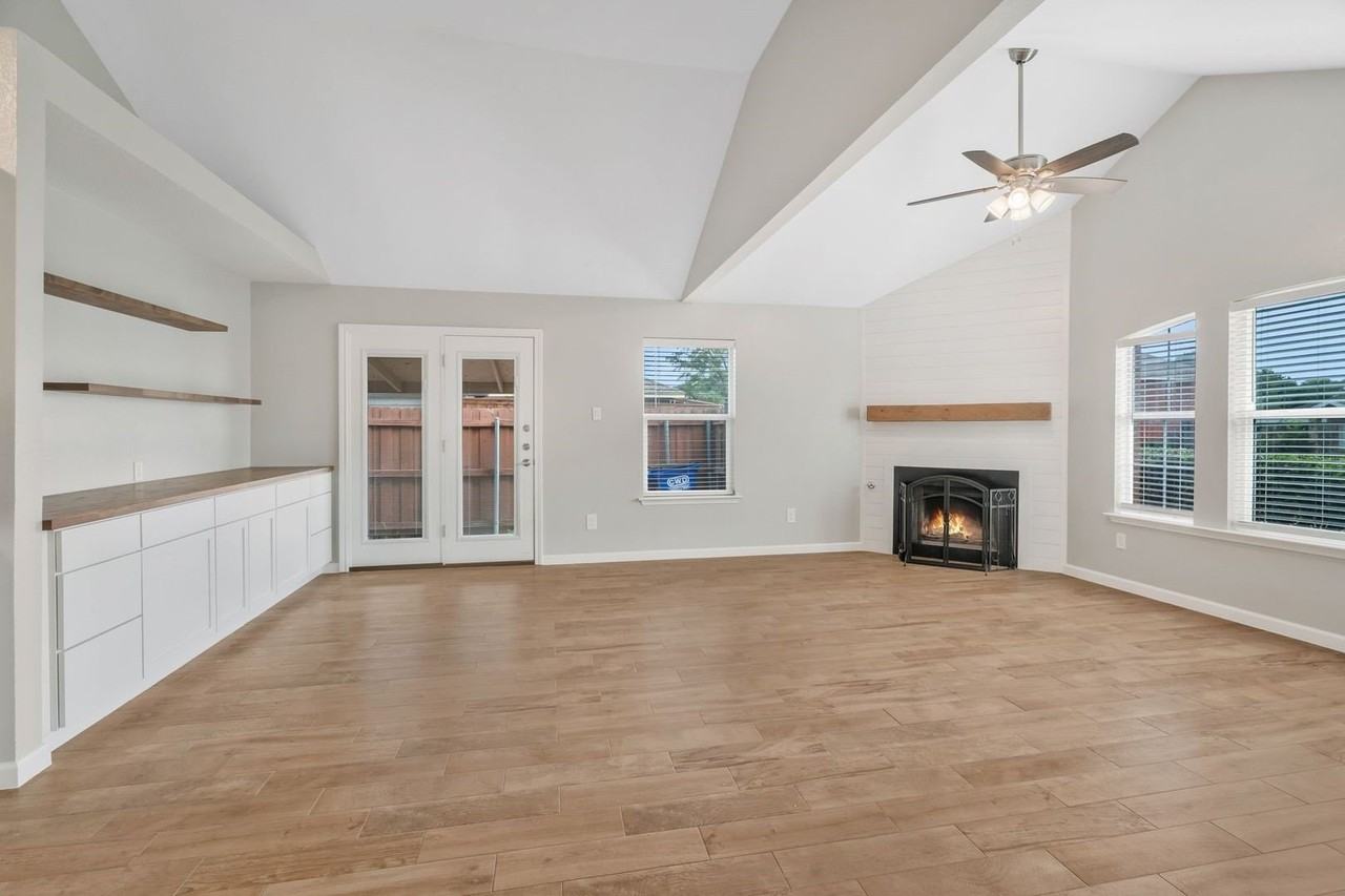 306 Crowe Dr - Photo 7 of 27