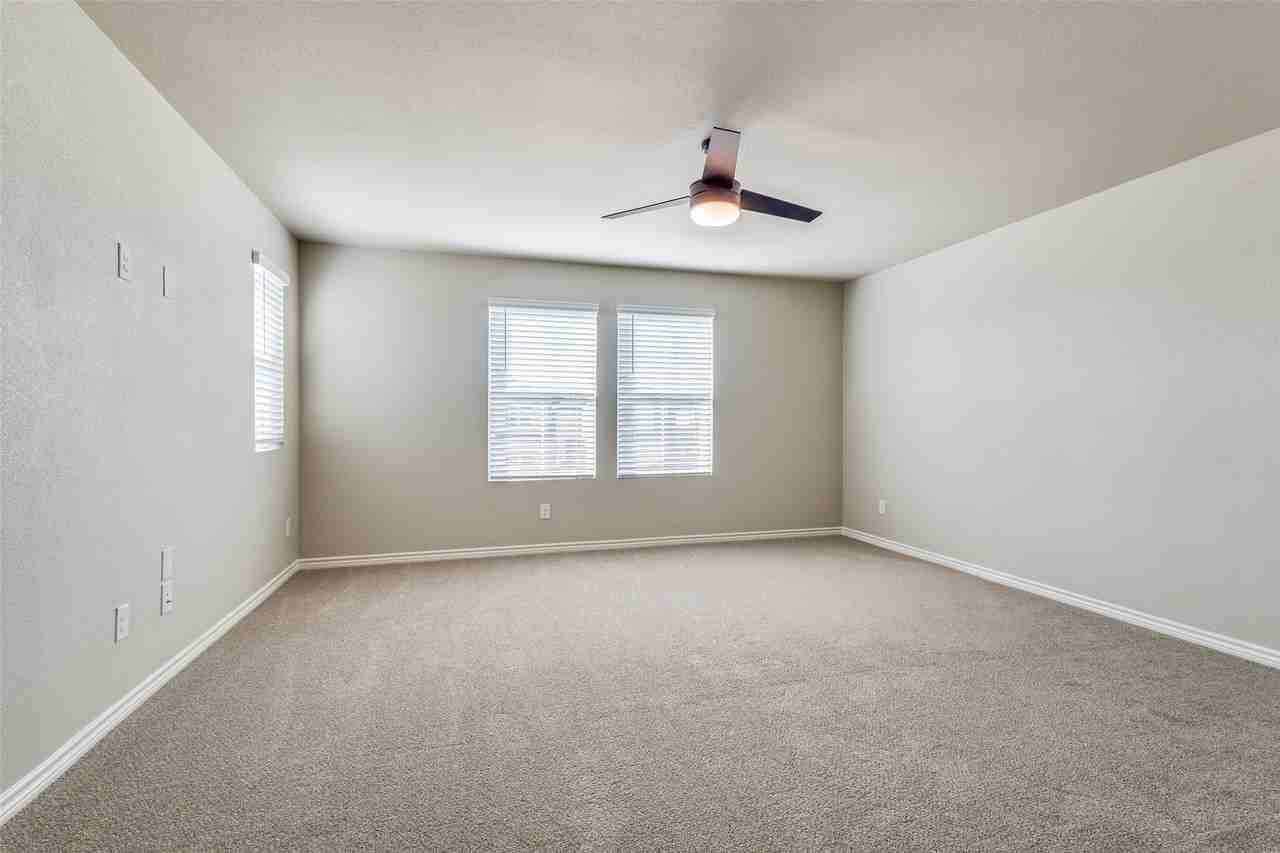 1933 Woodlawn Way #99 - Photo 6 of 12