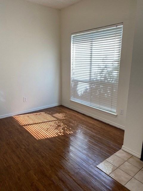 7126 Holly Hill Dr #105 - Photo 4 of 6