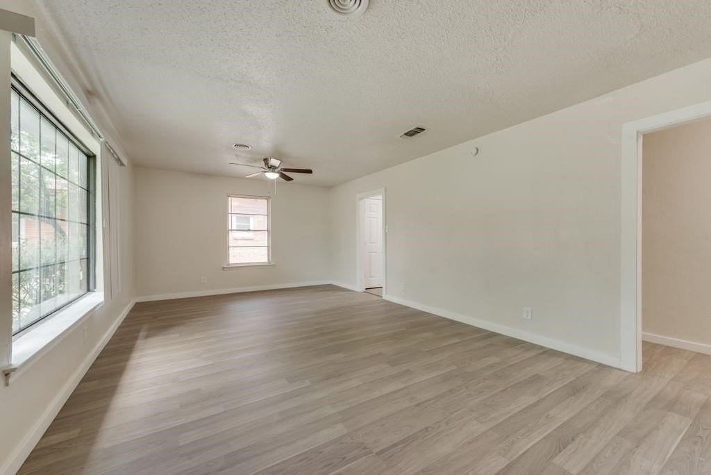 4626 Utah Ave - Photo 3 of 16