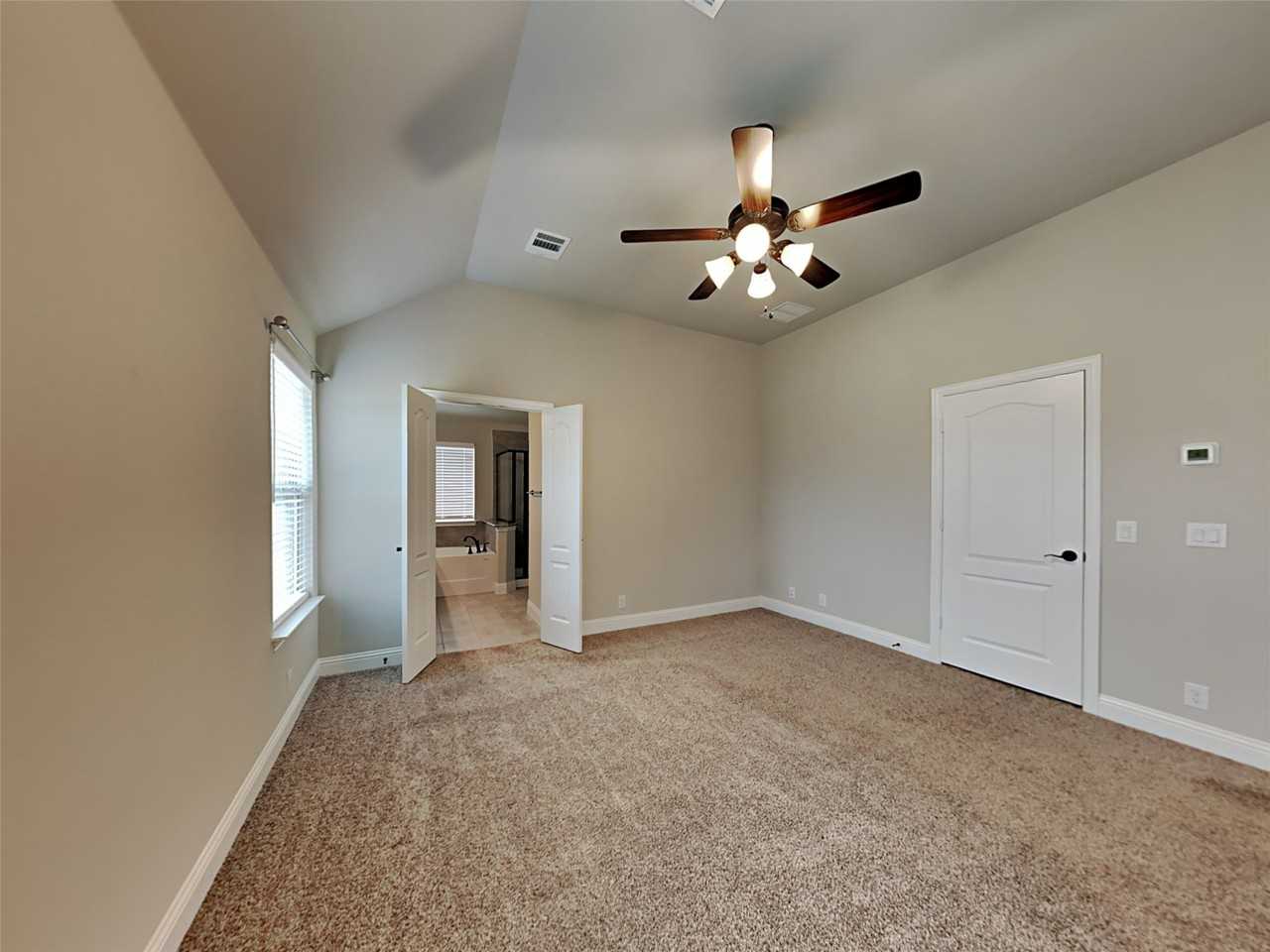 5211 Pentridge Dr - Photo 6 of 17
