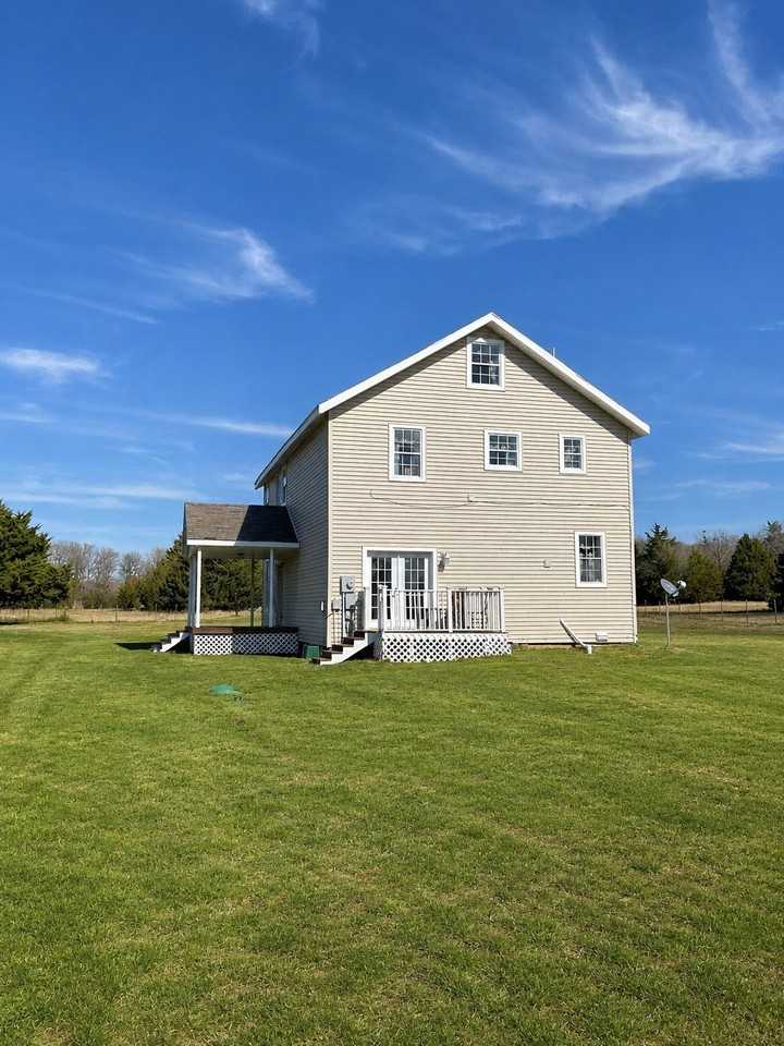 7900 Fm 3136 - Photo 6 of 17