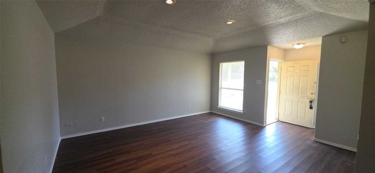 6717 Loma Vista Dr #6719 - Photo 6 of 26