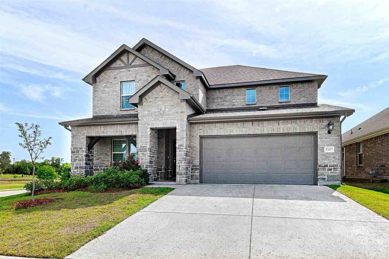 5107 Emerald Hill Dr - Photo 4 of 39