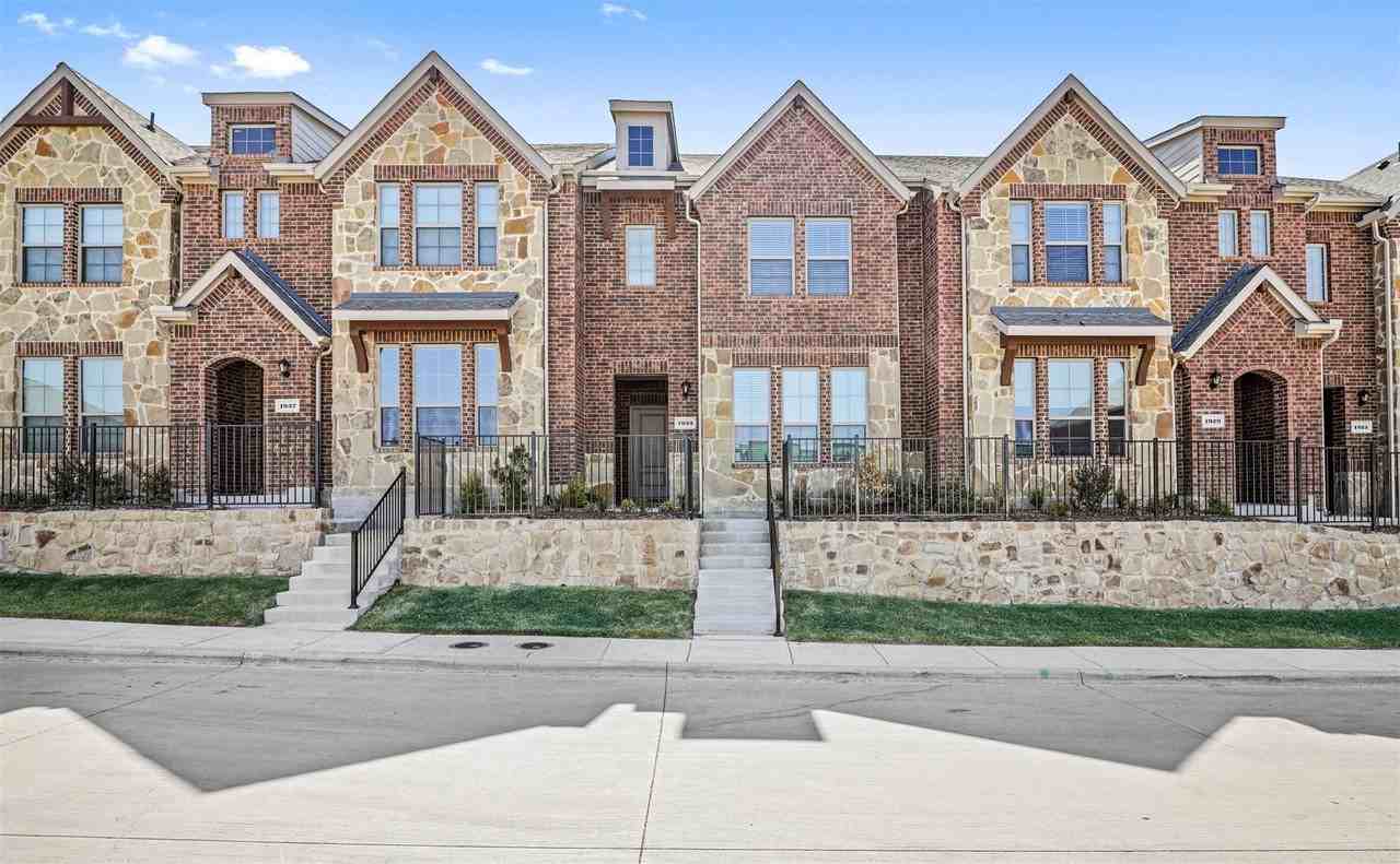 1933 Buffalo Hill Dr