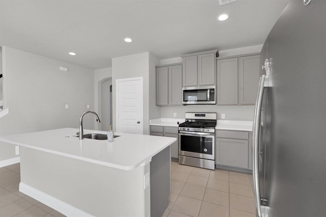 6401 Longhorn Herd Ln - Photo 7 of 15