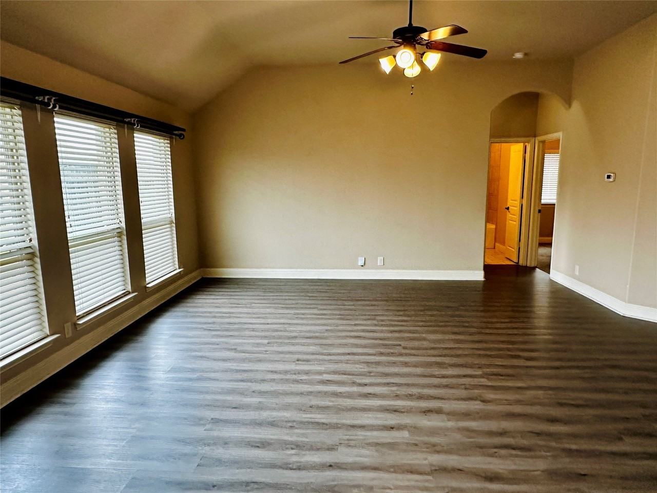 3011 Winecup Ct - Photo 6 of 25