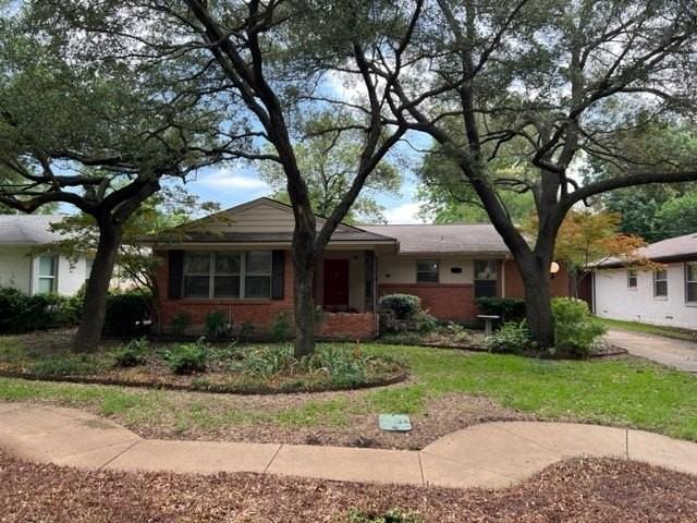 7215 Clemson Dr - Photo 2 of 30