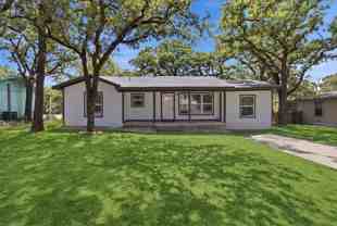 800 Winnie St - Photo 1 of 1