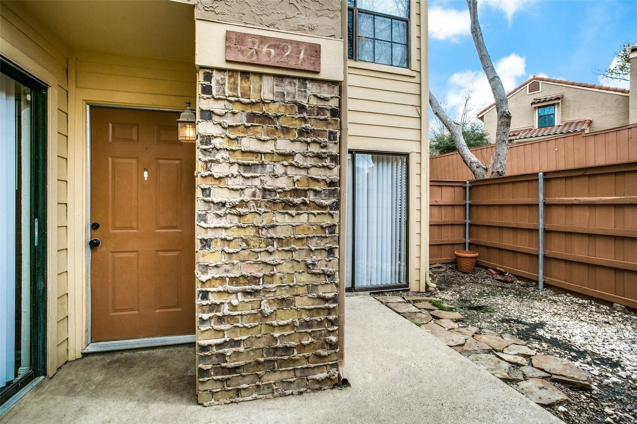 2621 Piedras