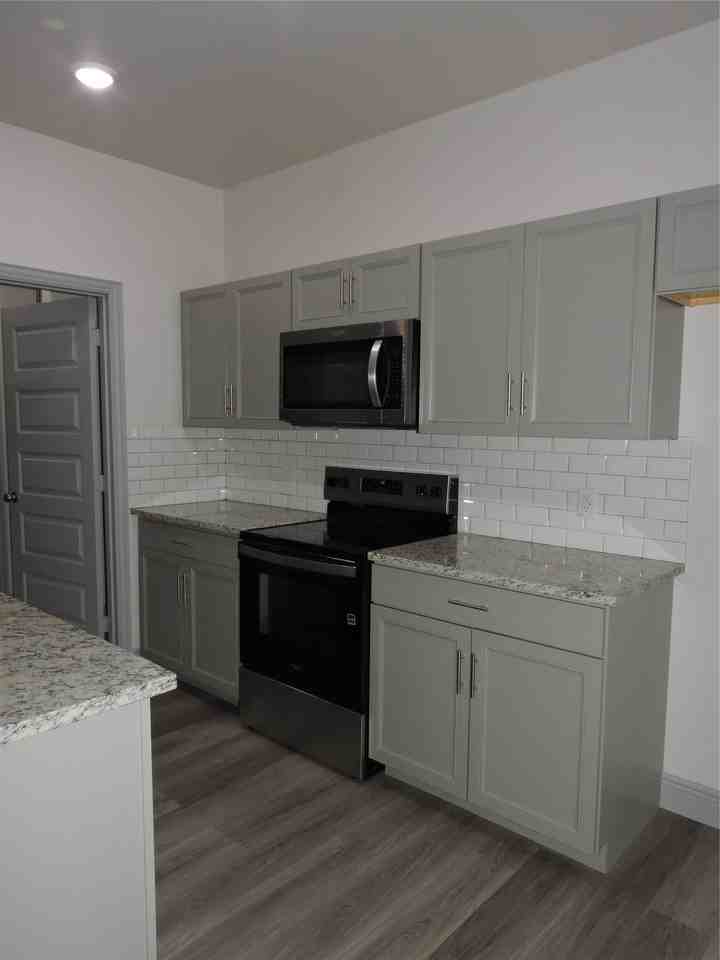 6110 Tejas Dr - Photo 6 of 19