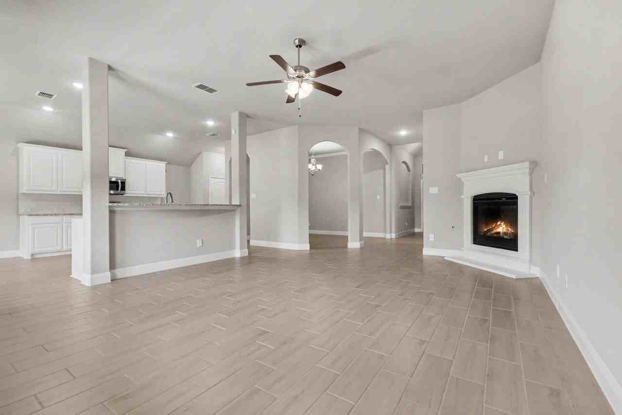312 Eagle Rdg - Photo 6 of 30