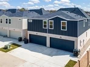 7616 Resting Mews - Photo 2 of 19