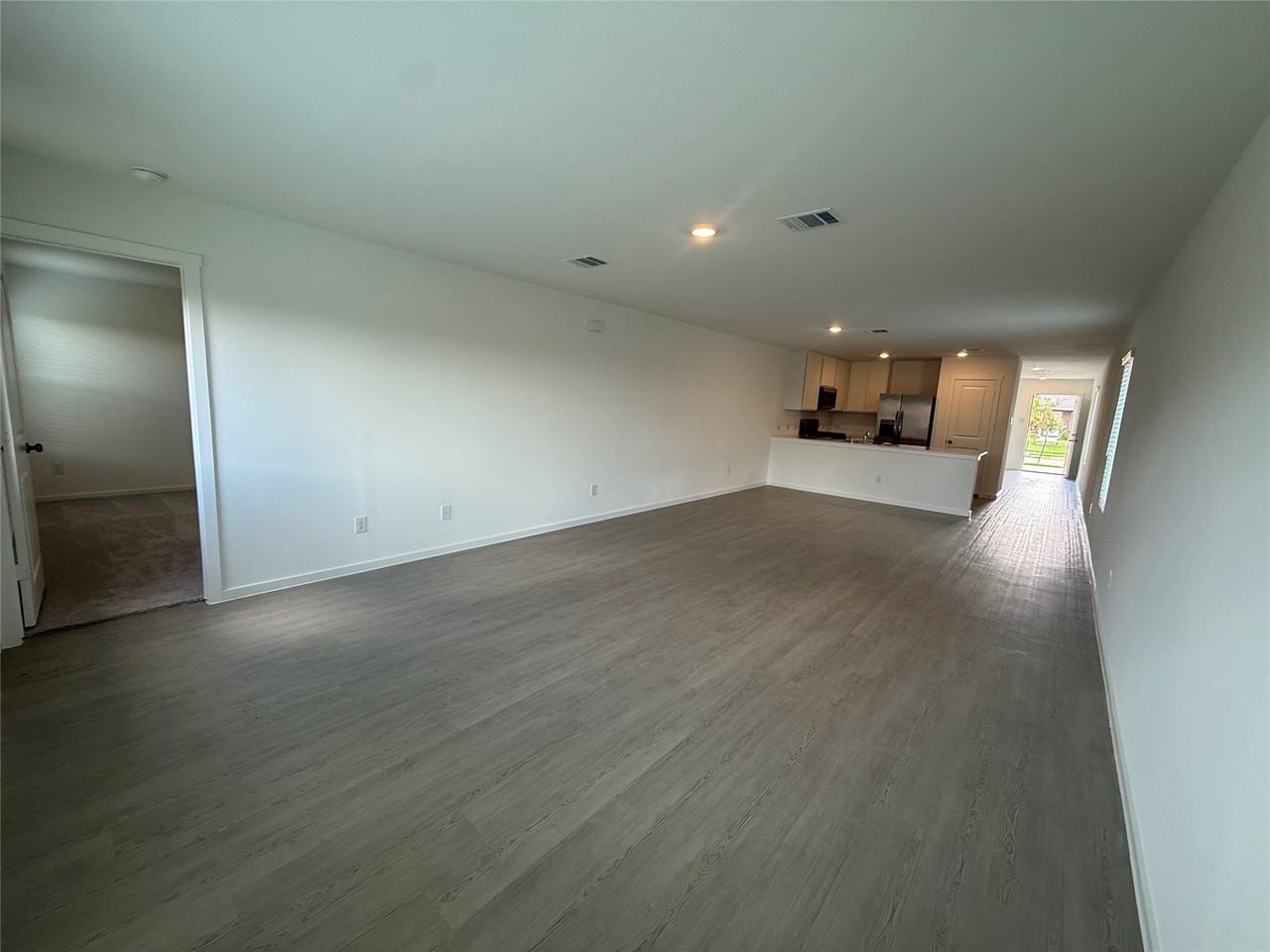 2524 Guineas Ln - Photo 4 of 35