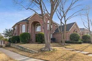 featured image of 5004 Seville Ln