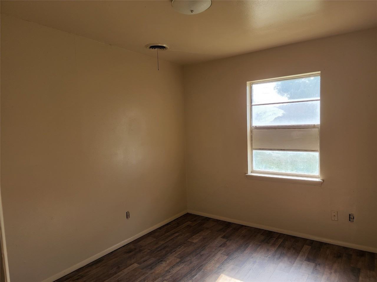 401 N San Jose Dr - Photo 7 of 11