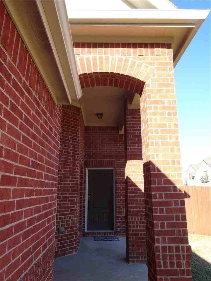 9400 Deerhurst Pl - Photo 3 of 27