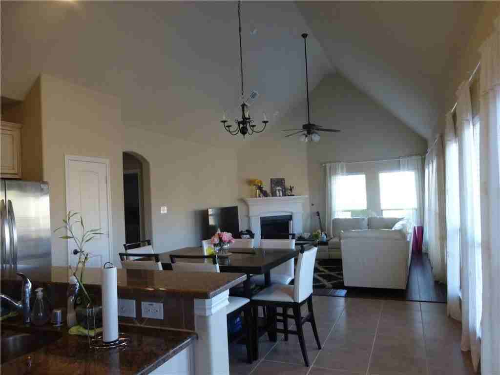 9400 Deerhurst Pl - Photo 4 of 27