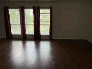 1209 Firewheel Pl - Photo 7 of 11