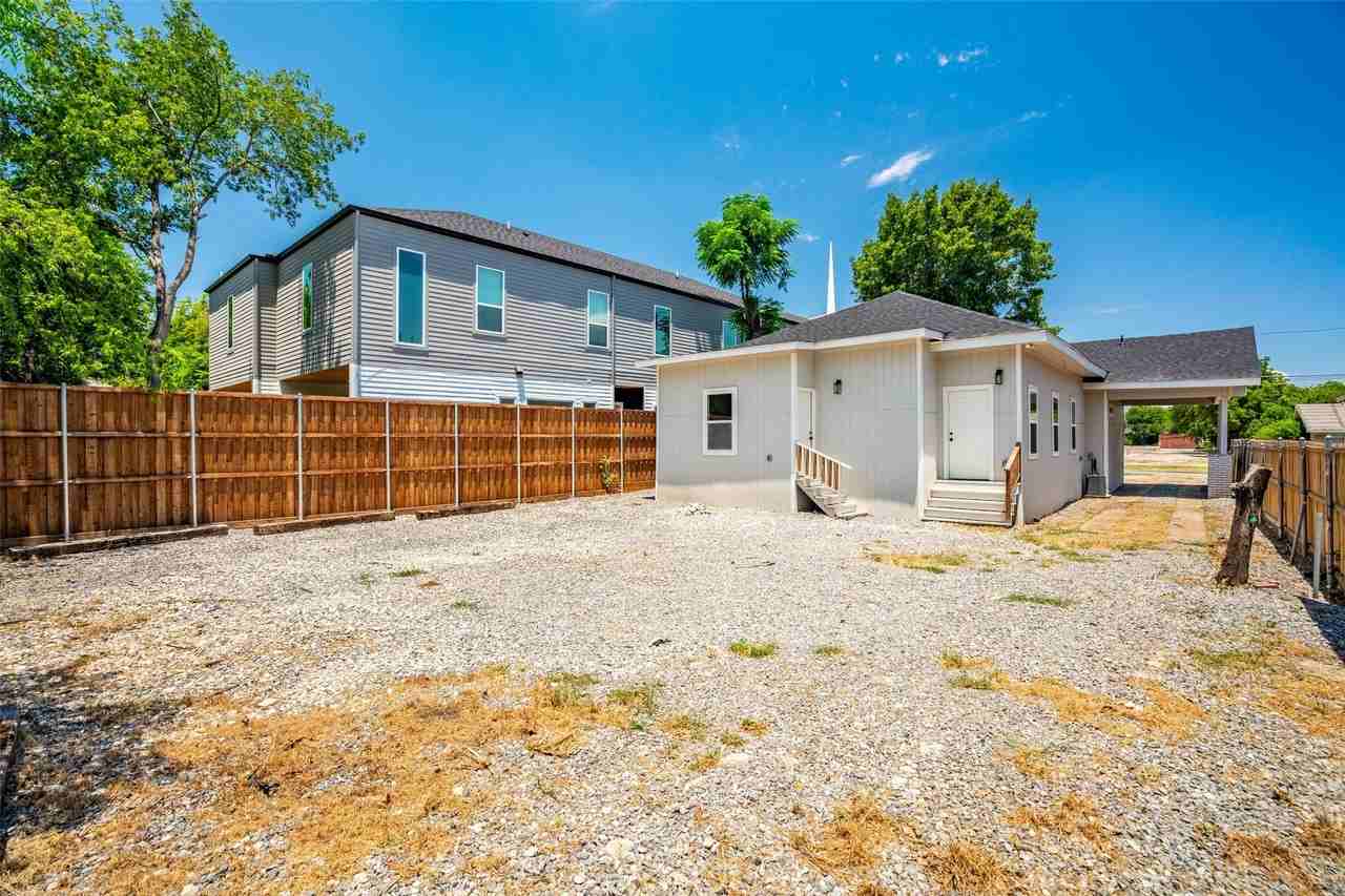 810 W 10th St - Photo 7 of 24