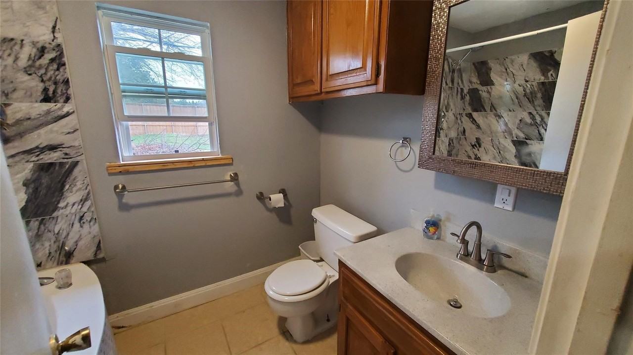 204 Alice Dr - Photo 6 of 14