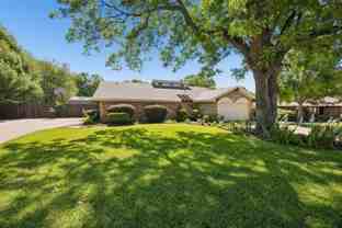 1203 Oakwood Trl - Photo 1 of 1