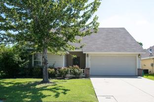 809 Robbin Cir - Photo 1 of 1