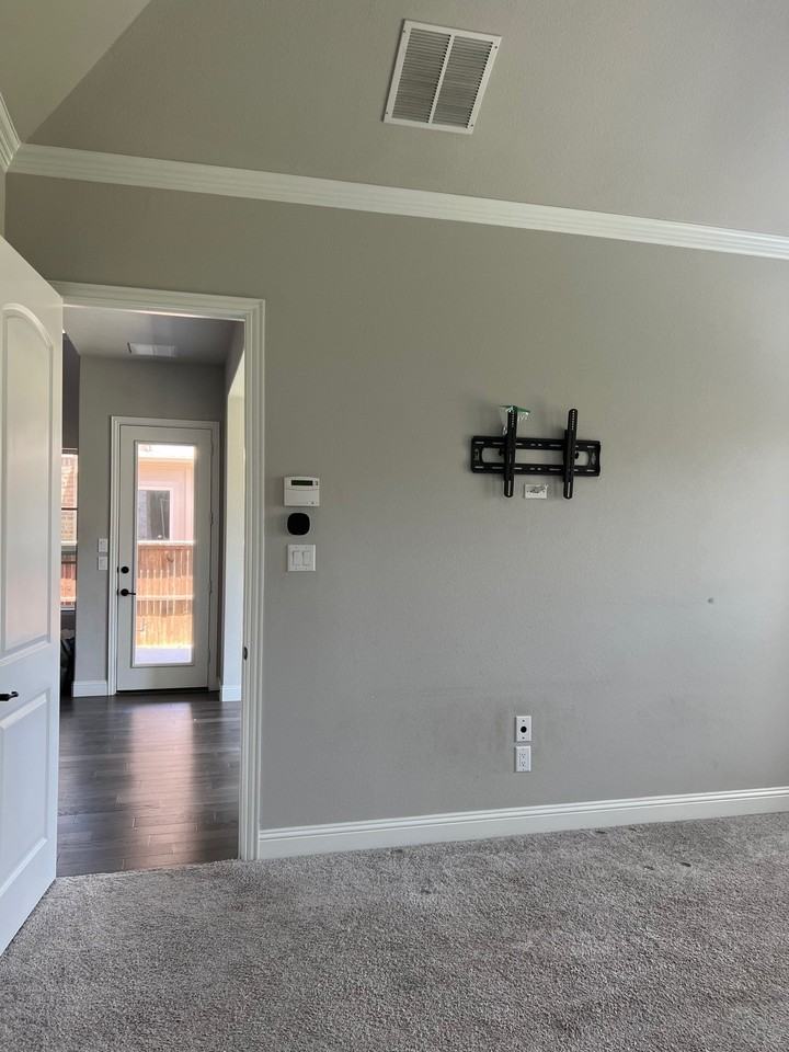 5905 Adair Ln - Photo 6 of 18