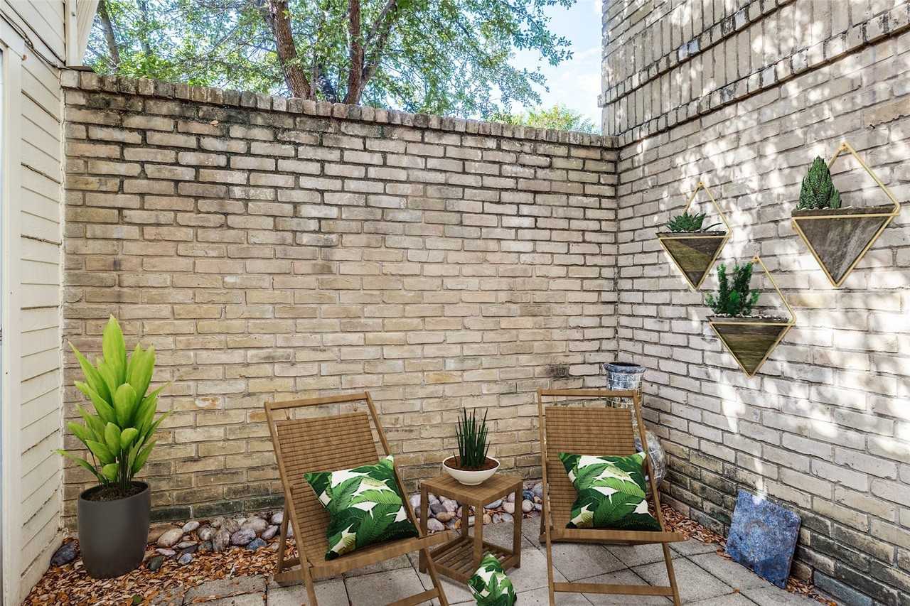 13902 Preston Valley Pl - Photo 4 of 12
