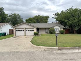 1706 Wisteria St - Photo 1 of 1