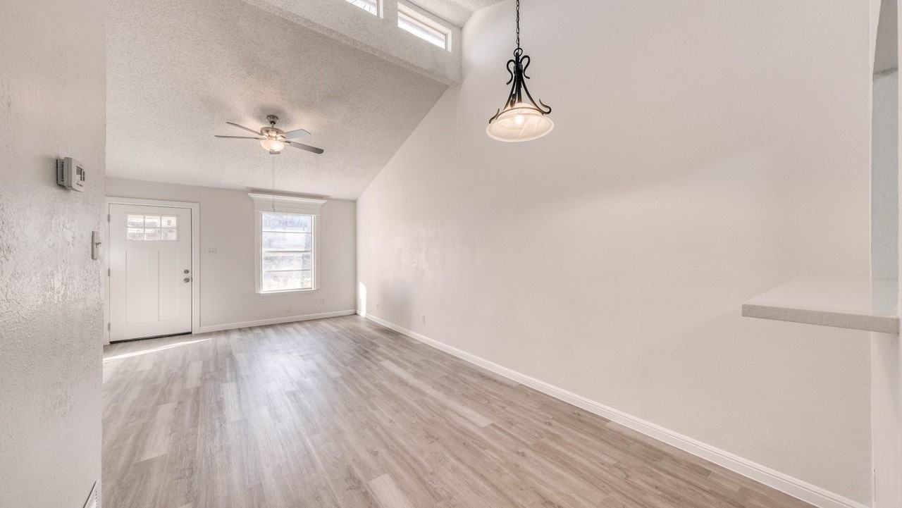 1014 Lynn St Apt A - Photo 7 of 16
