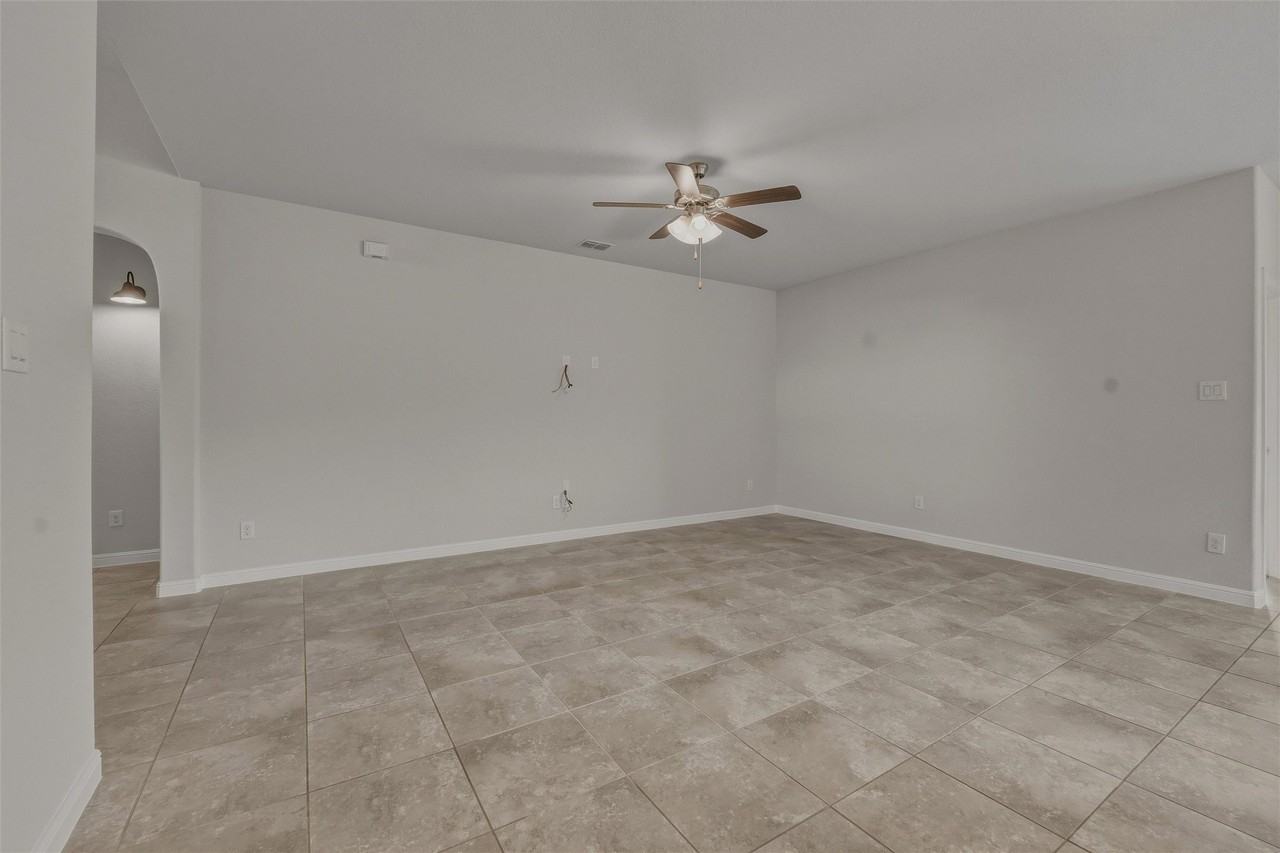 9528 Blaine Dr - Photo 6 of 27