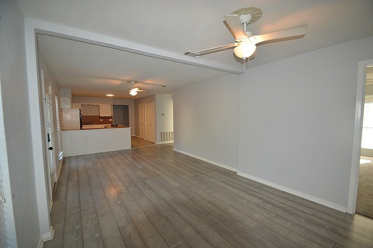 201 Kirk Ln - Photo 4 of 15