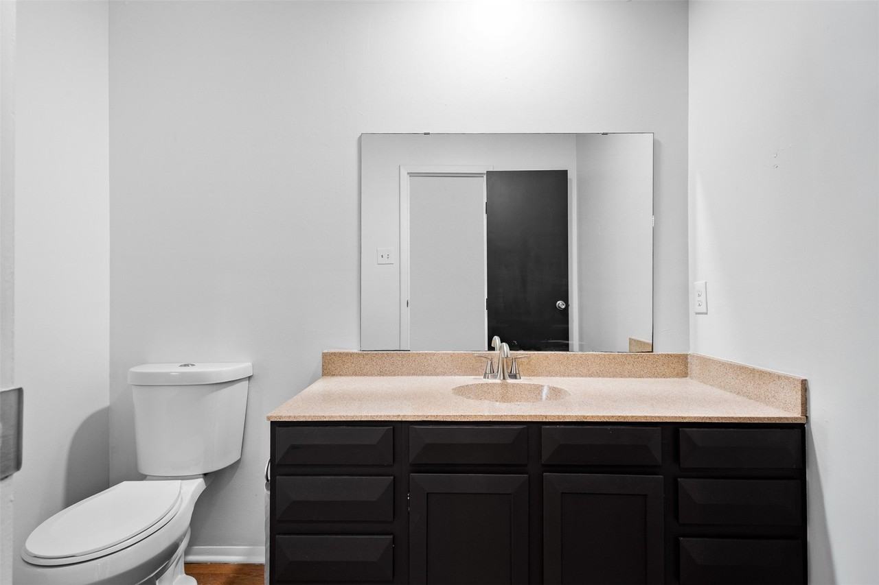 2806 Spring Valley Dr - Photo 6 of 23