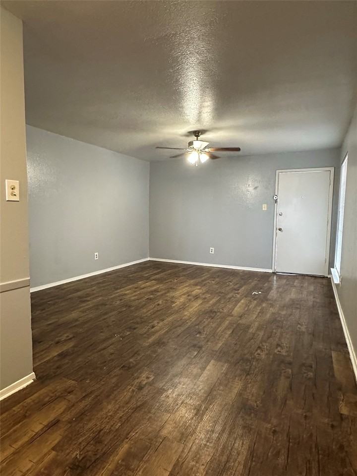 4317 Baldwin Ave #4318-201 - Photo 7 of 7