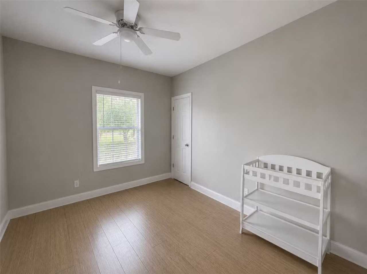 3720 Sockwell Blvd #5 - Photo 2 of 6