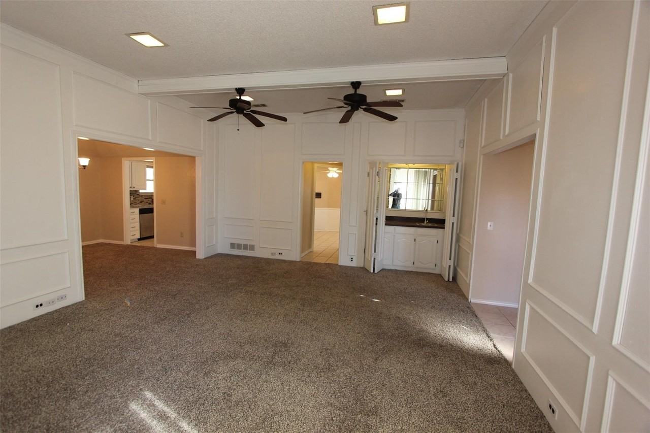 3504 Hilltop Ln - Photo 6 of 11