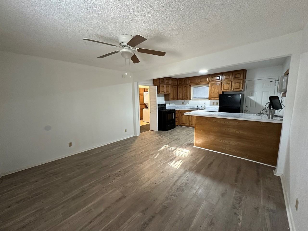 3578 Wayside Ave - Photo 3 of 11